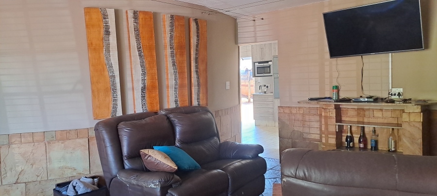 4 Bedroom Property for Sale in Kenleaf Gauteng