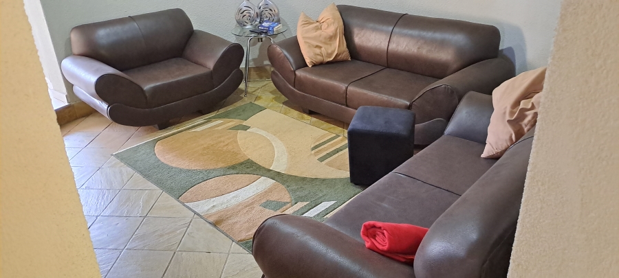 4 Bedroom Property for Sale in Kenleaf Gauteng