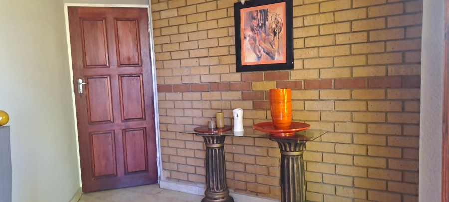 4 Bedroom Property for Sale in Kenleaf Gauteng