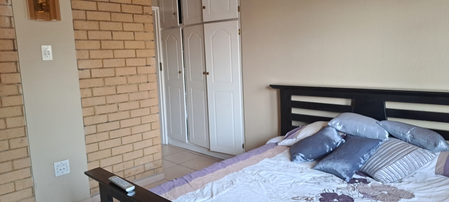 4 Bedroom Property for Sale in Kenleaf Gauteng