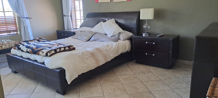 4 Bedroom Property for Sale in Kenleaf Gauteng