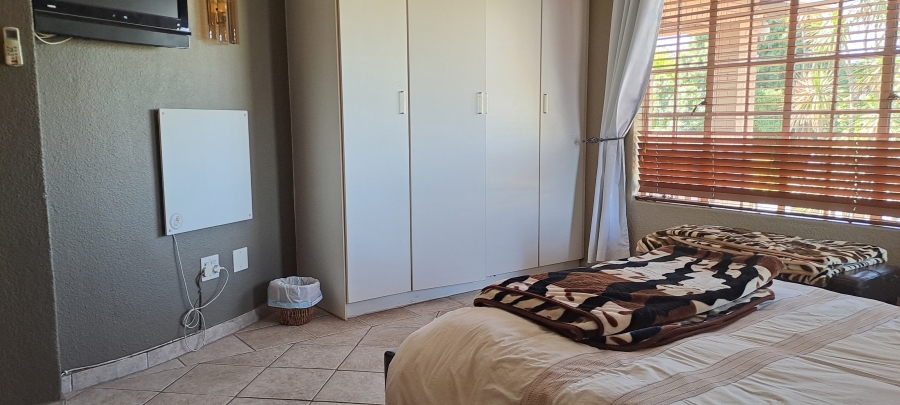 4 Bedroom Property for Sale in Kenleaf Gauteng