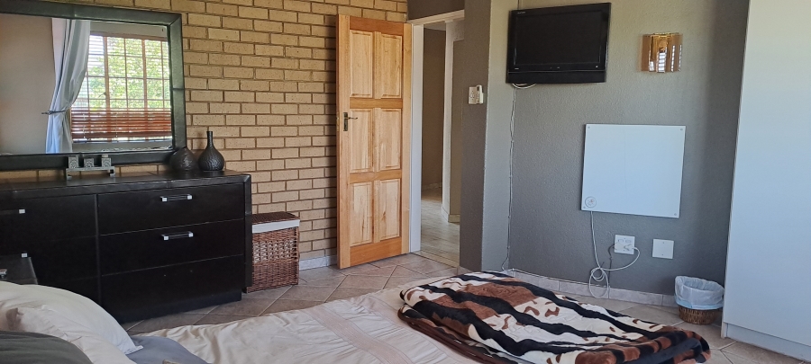 4 Bedroom Property for Sale in Kenleaf Gauteng