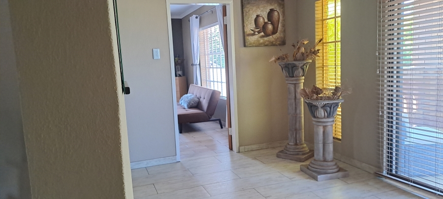 4 Bedroom Property for Sale in Kenleaf Gauteng