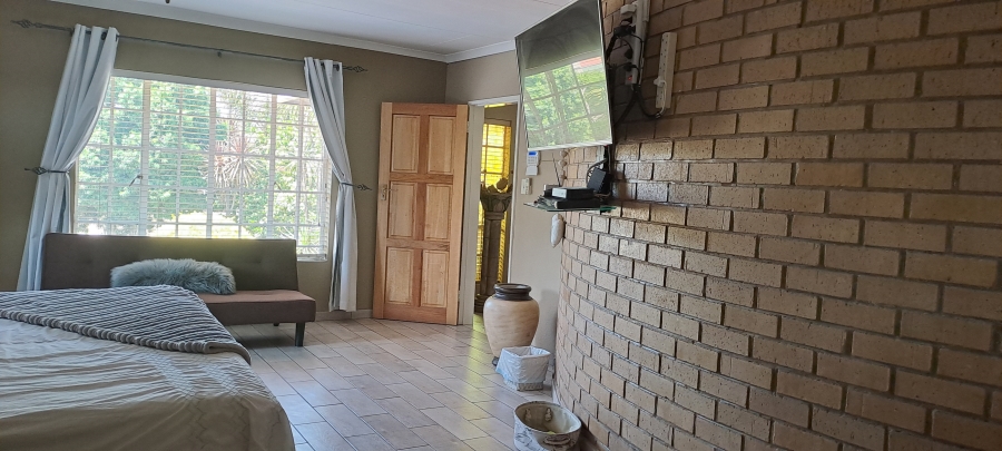 4 Bedroom Property for Sale in Kenleaf Gauteng