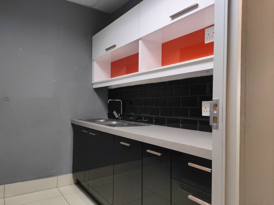 Commercial Property for Sale in Silver Lakes Gauteng