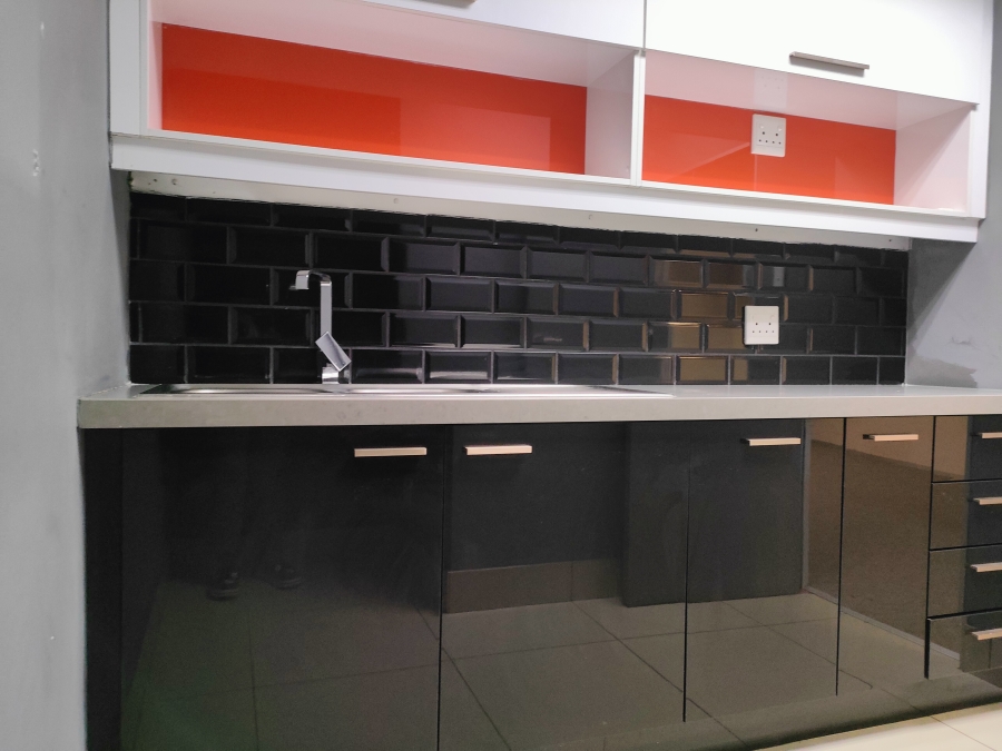 Commercial Property for Sale in Silver Lakes Gauteng