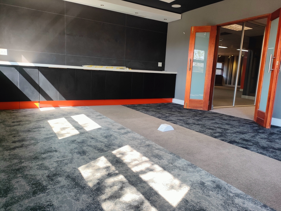 Commercial Property for Sale in Silver Lakes Gauteng