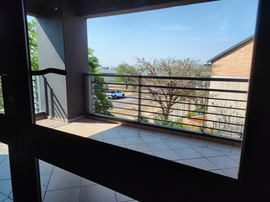 Commercial Property for Sale in Silver Lakes Gauteng