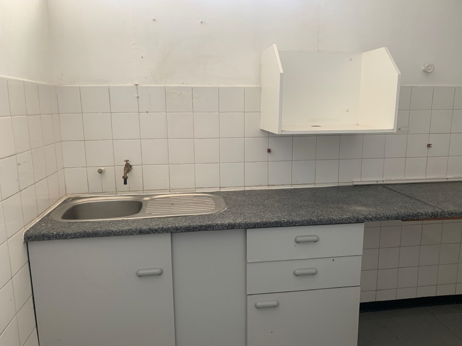 To Let commercial Property for Rent in Doornfontein Gauteng