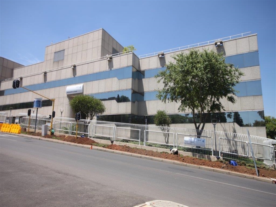 To Let commercial Property for Rent in Rosebank Gauteng