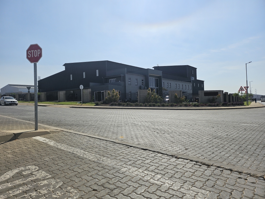 To Let commercial Property for Rent in Knoppieslaagte Gauteng