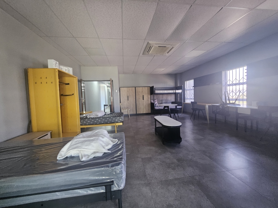To Let commercial Property for Rent in Knoppieslaagte Gauteng