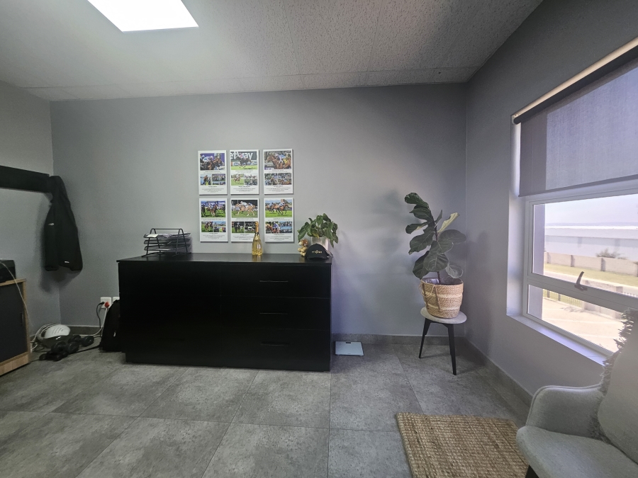 To Let commercial Property for Rent in Knoppieslaagte Gauteng