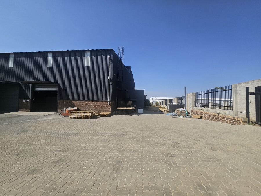To Let commercial Property for Rent in Knoppieslaagte Gauteng
