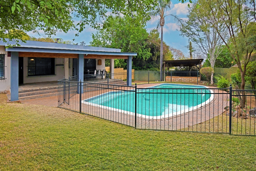 4 Bedroom Property for Sale in Bryanston Gauteng