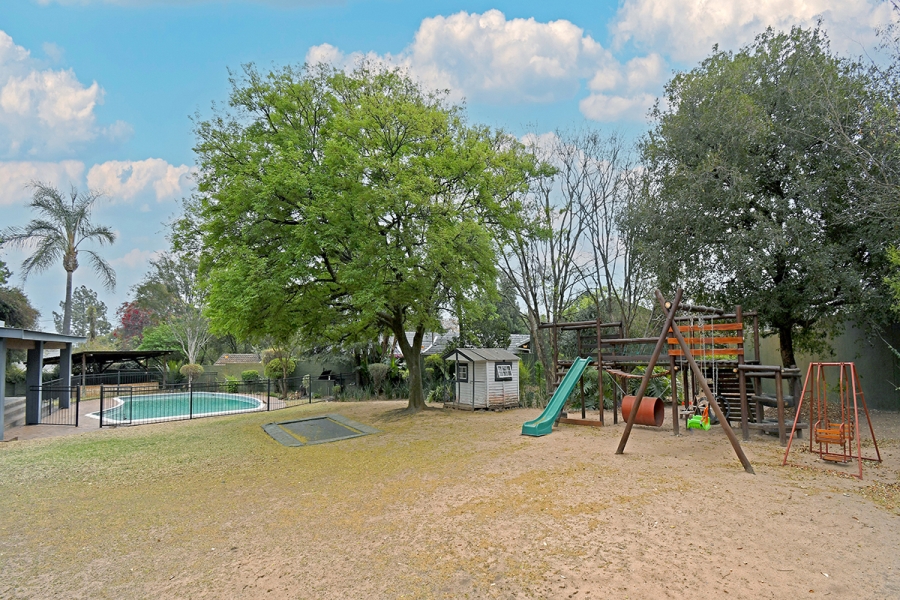 4 Bedroom Property for Sale in Bryanston Gauteng