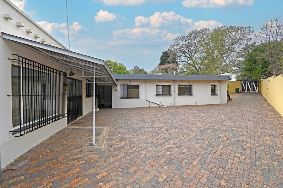 4 Bedroom Property for Sale in Bryanston Gauteng