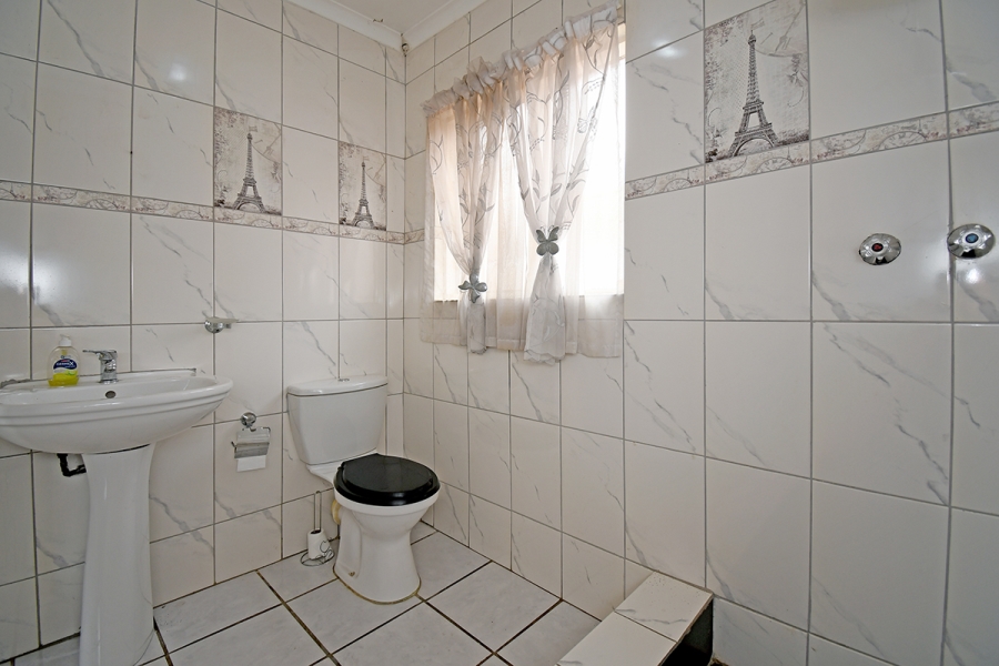 4 Bedroom Property for Sale in Bryanston Gauteng