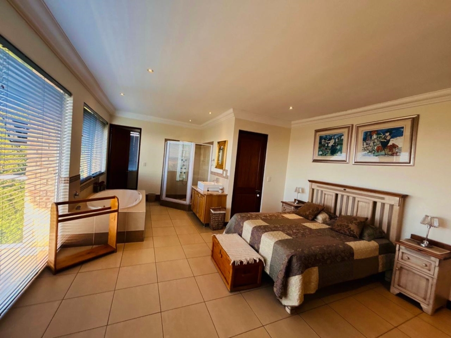 8 Bedroom Property for Sale in Poortview Gauteng