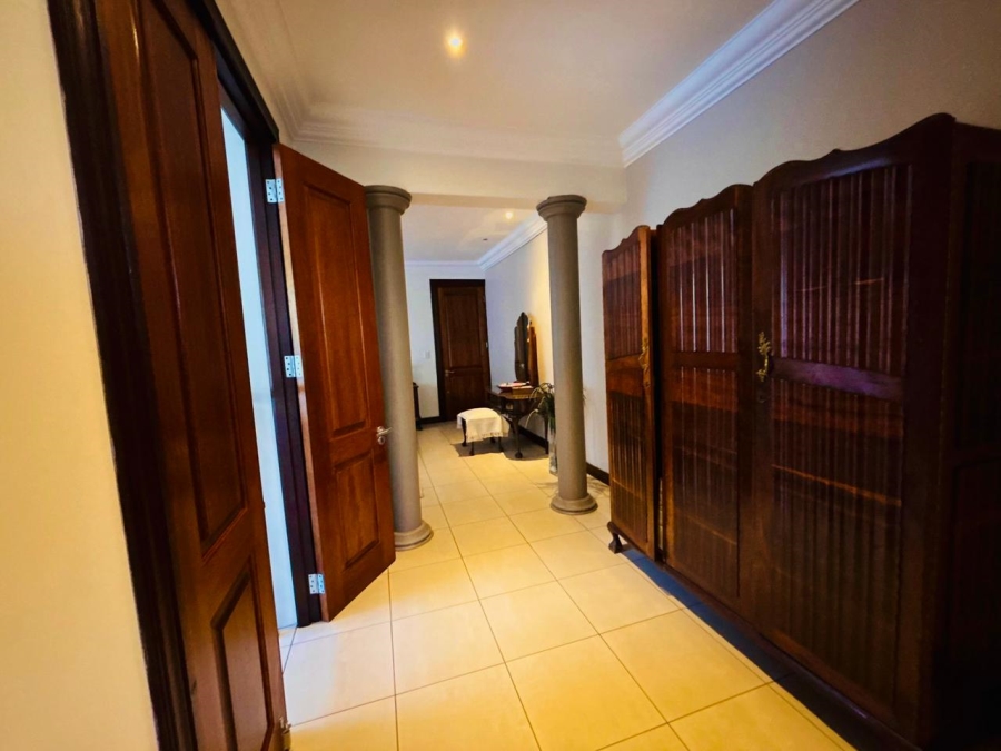 8 Bedroom Property for Sale in Poortview Gauteng
