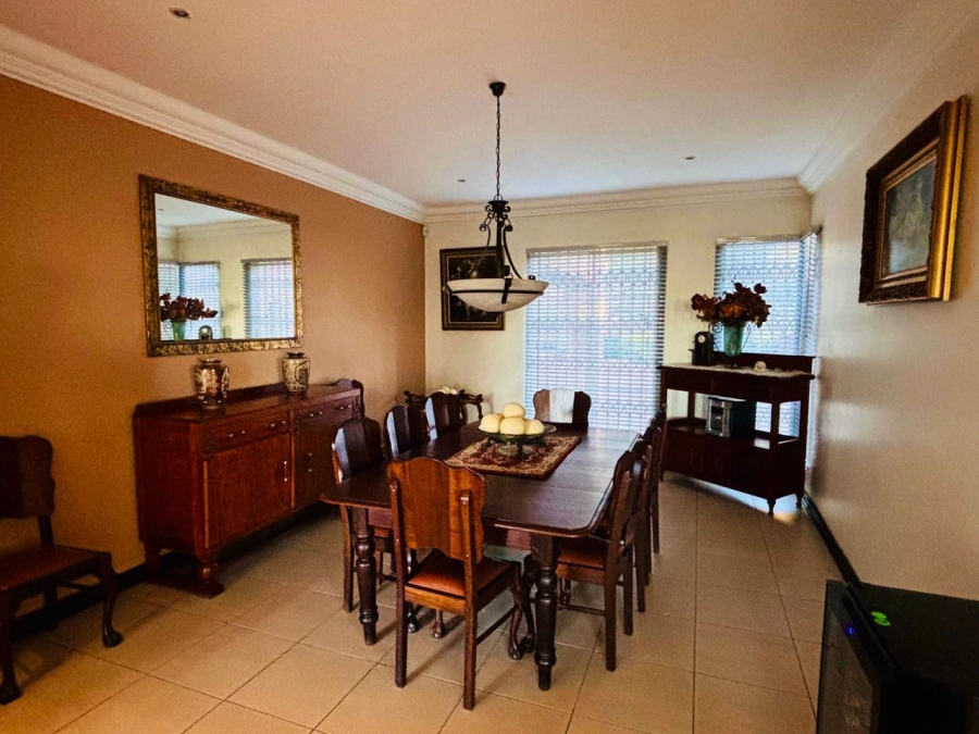 8 Bedroom Property for Sale in Poortview Gauteng