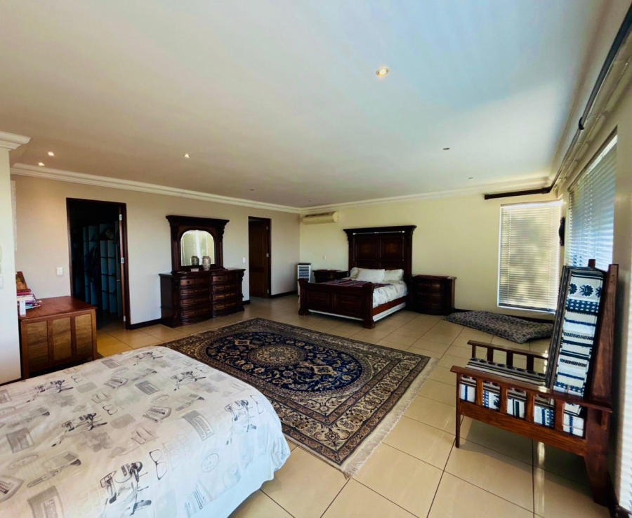8 Bedroom Property for Sale in Poortview Gauteng