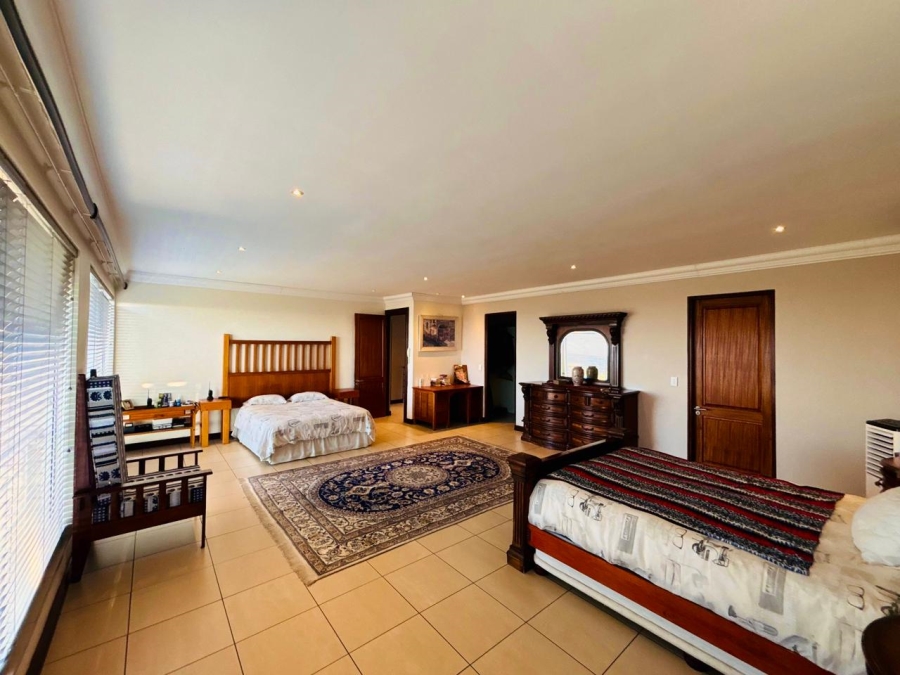 8 Bedroom Property for Sale in Poortview Gauteng