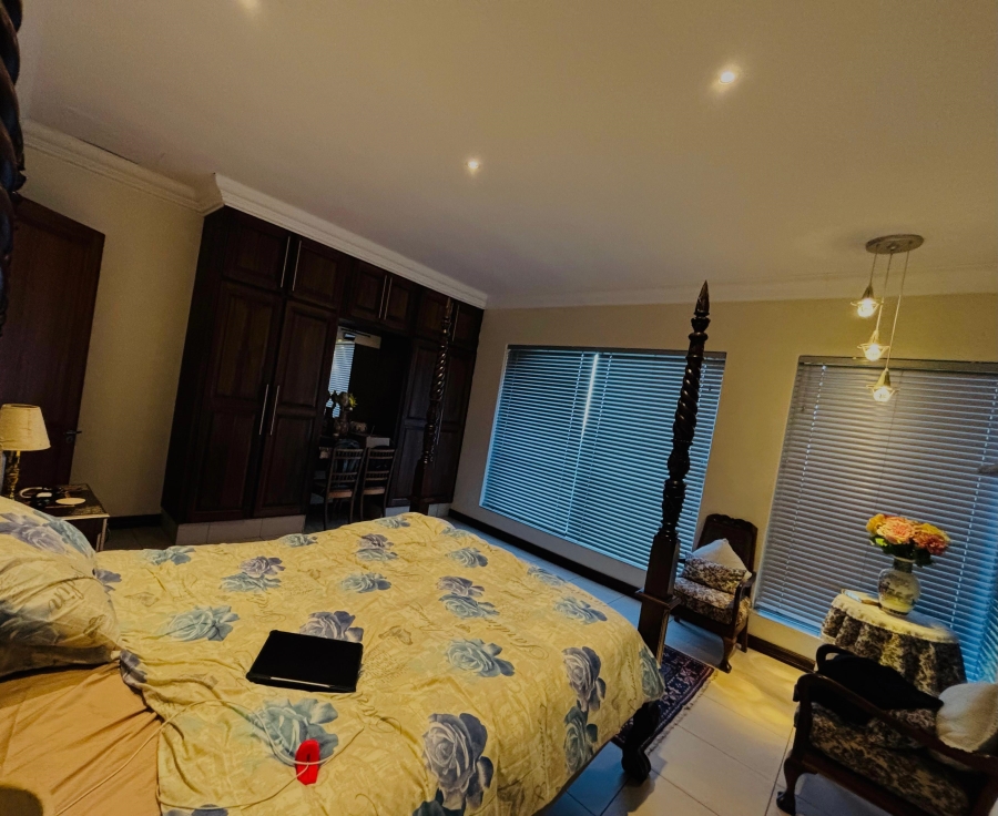 8 Bedroom Property for Sale in Poortview Gauteng