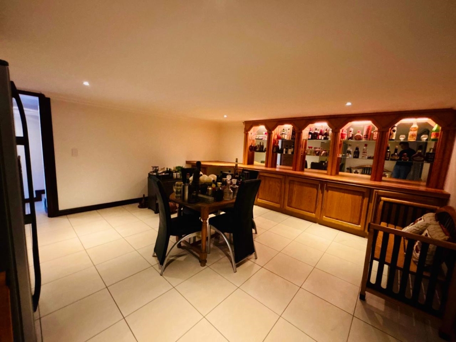 8 Bedroom Property for Sale in Poortview Gauteng