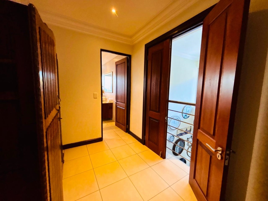 8 Bedroom Property for Sale in Poortview Gauteng