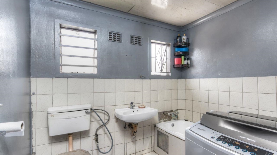 3 Bedroom Property for Sale in Lenasia Gauteng