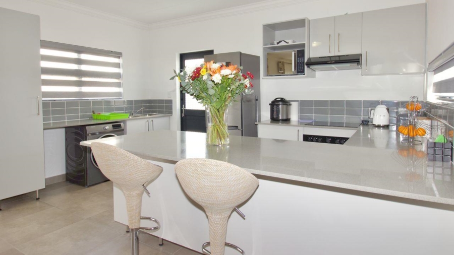 3 Bedroom Property for Sale in Rua Vista Gauteng