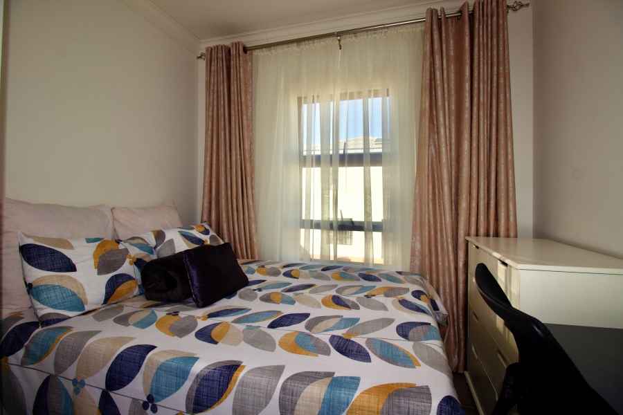 3 Bedroom Property for Sale in Rua Vista Gauteng