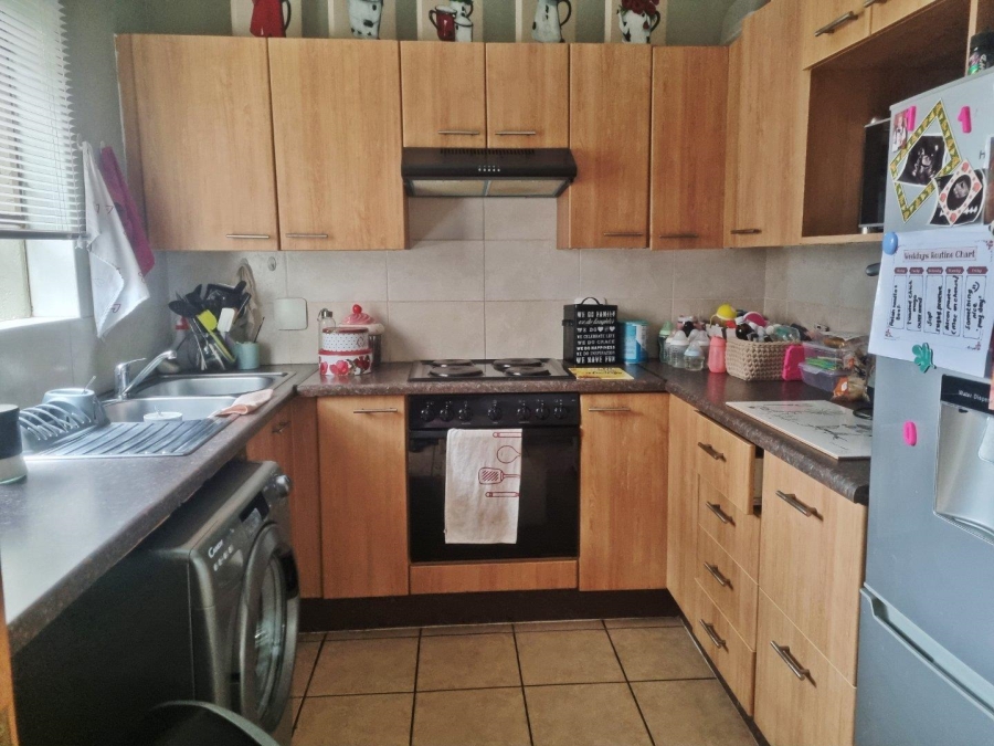 2 Bedroom Property for Sale in Sugar Bush Estate Gauteng