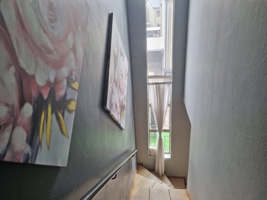 2 Bedroom Property for Sale in Sugar Bush Estate Gauteng