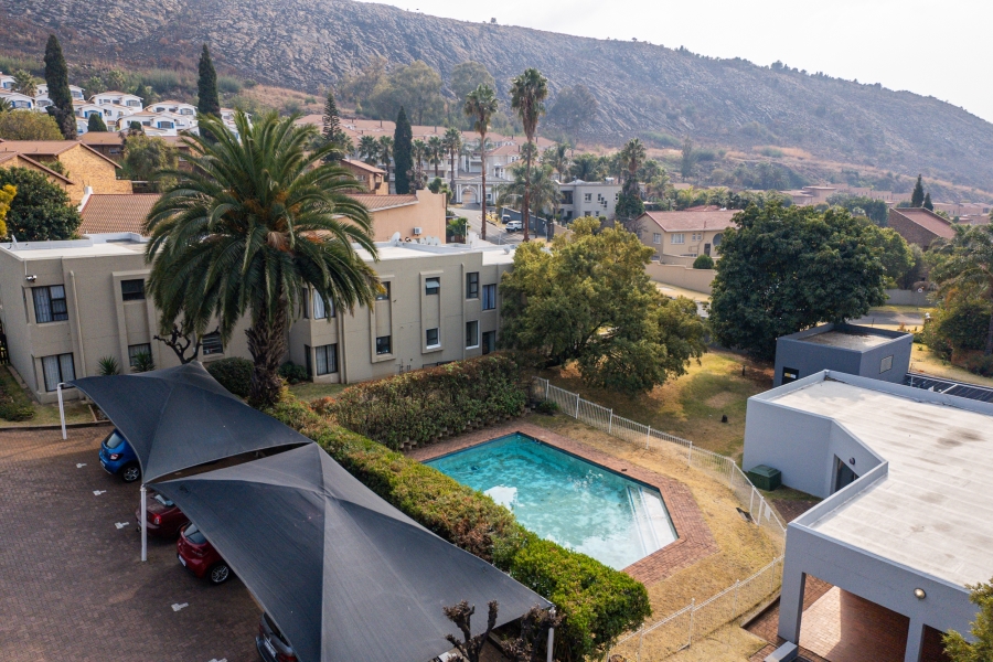1 Bedroom Property for Sale in Bruma Gauteng