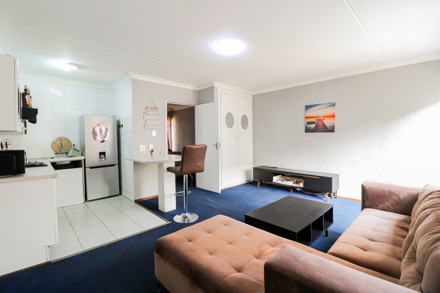 1 Bedroom Property for Sale in Bruma Gauteng