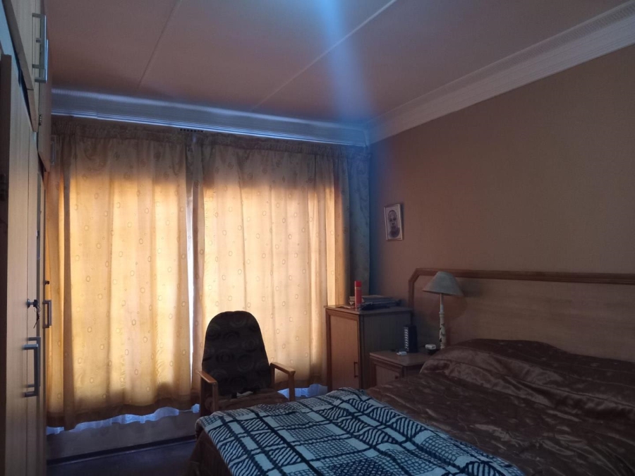 4 Bedroom Property for Sale in Leondale Gauteng