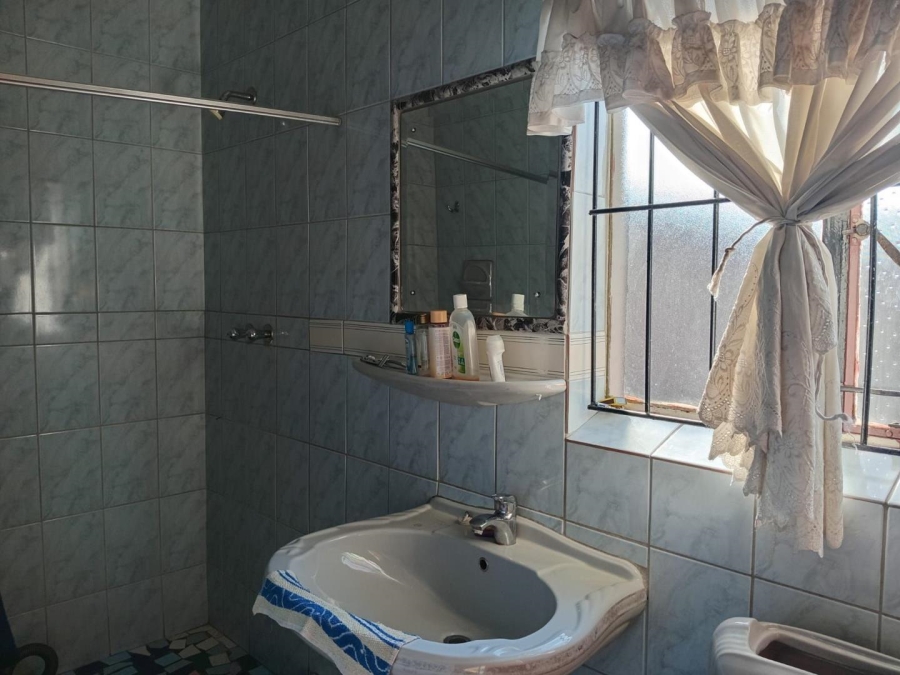 4 Bedroom Property for Sale in Leondale Gauteng
