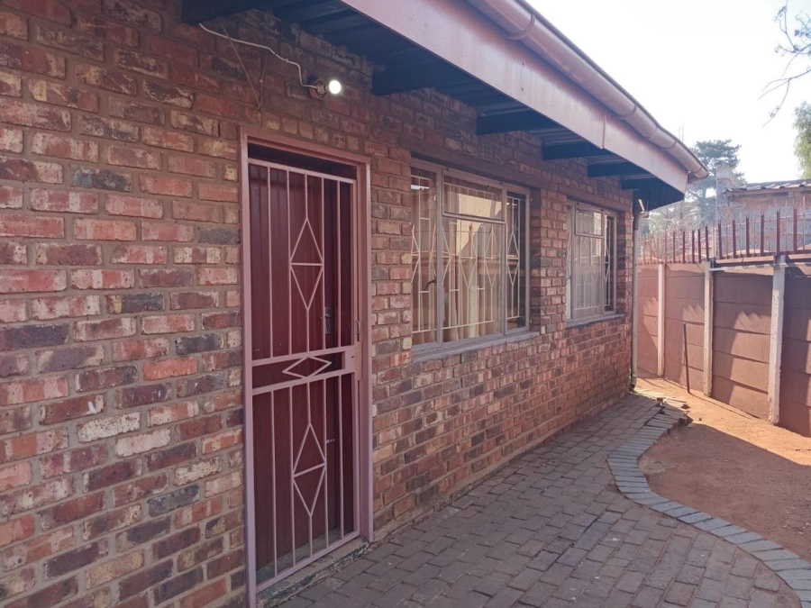 4 Bedroom Property for Sale in Leondale Gauteng