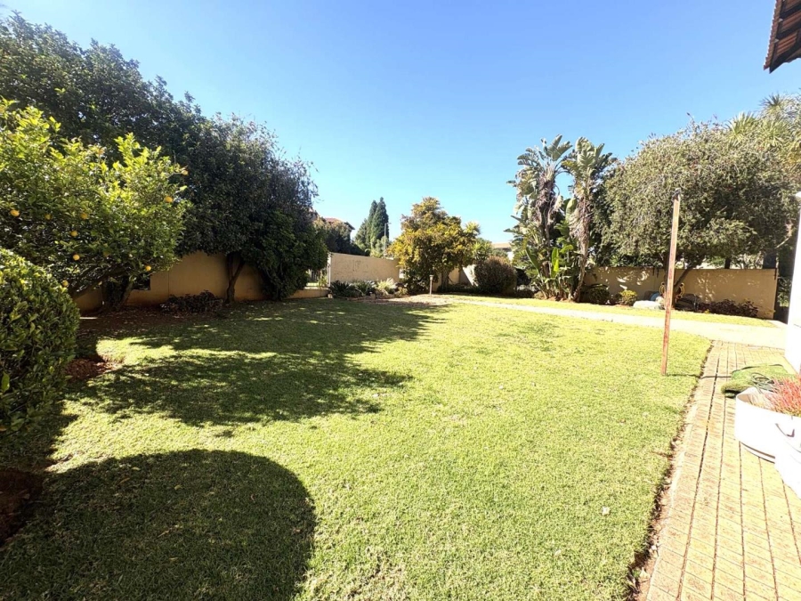 4 Bedroom Property for Sale in Ruimsig Gauteng