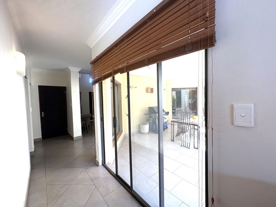 4 Bedroom Property for Sale in Ruimsig Gauteng
