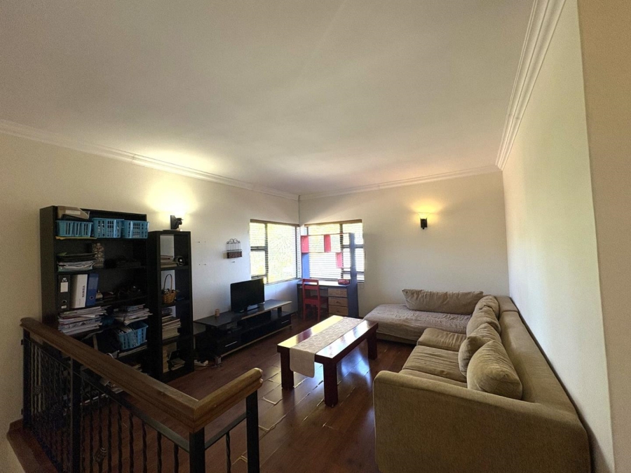 4 Bedroom Property for Sale in Ruimsig Gauteng