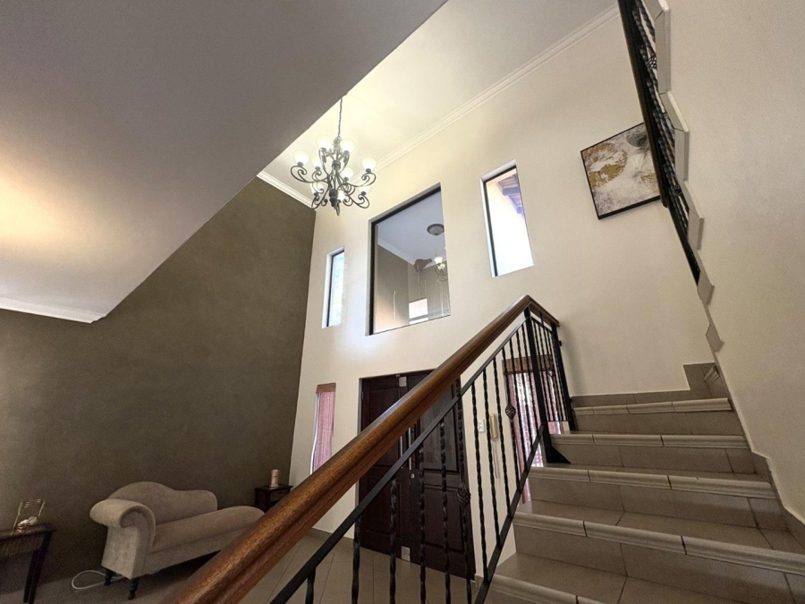 4 Bedroom Property for Sale in Ruimsig Gauteng