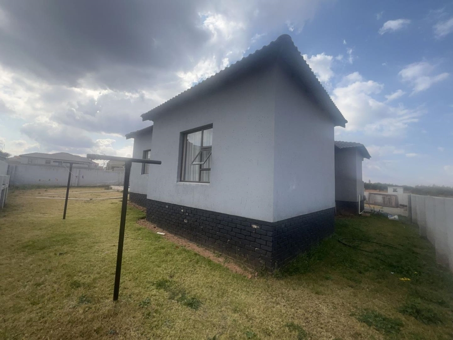 3 Bedroom Property for Sale in Wildtuinpark Gauteng