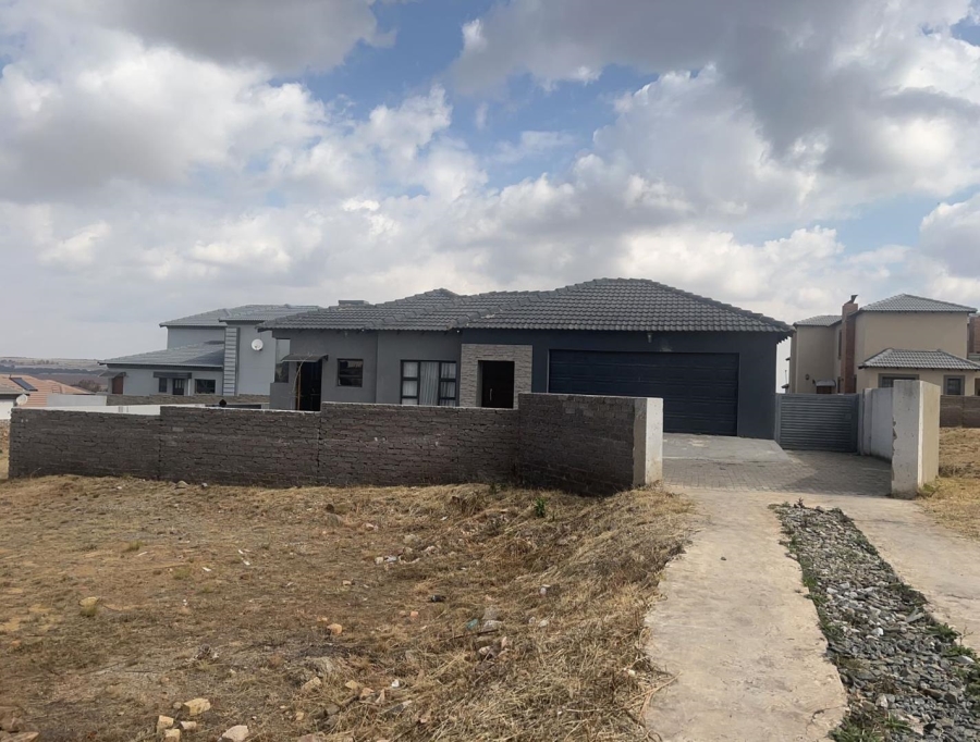 3 Bedroom Property for Sale in Wildtuinpark Gauteng