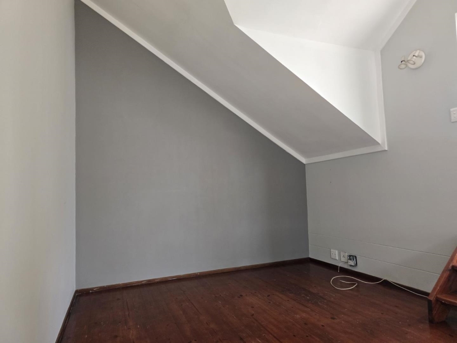 2 Bedroom Property for Sale in Douglasdale Gauteng
