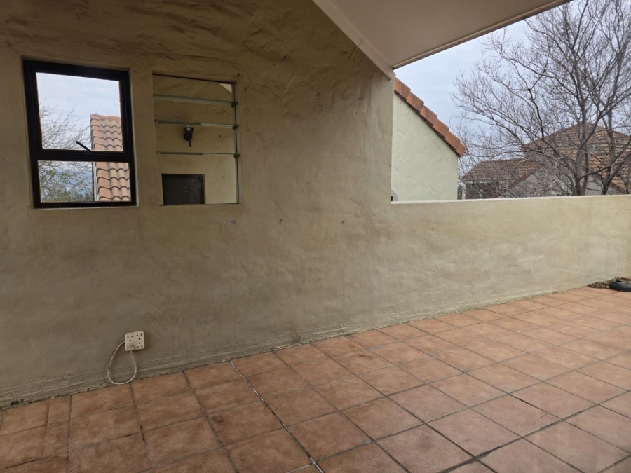 2 Bedroom Property for Sale in Douglasdale Gauteng