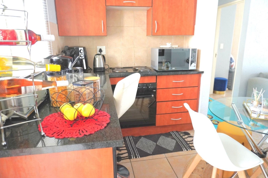 2 Bedroom Property for Sale in Klippoortje Gauteng